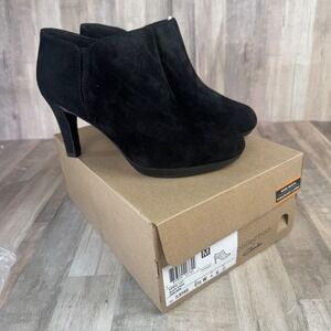 NEW Clarks Adriel Lily Women's 6.5 Black Suede 3.5" Heel Ankle Boot Wide